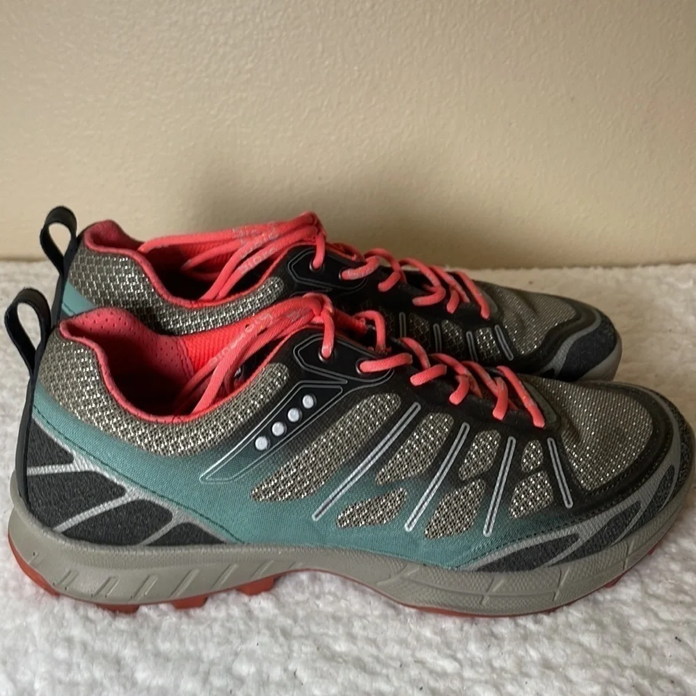 Ecco Biom Sneakers Size 37